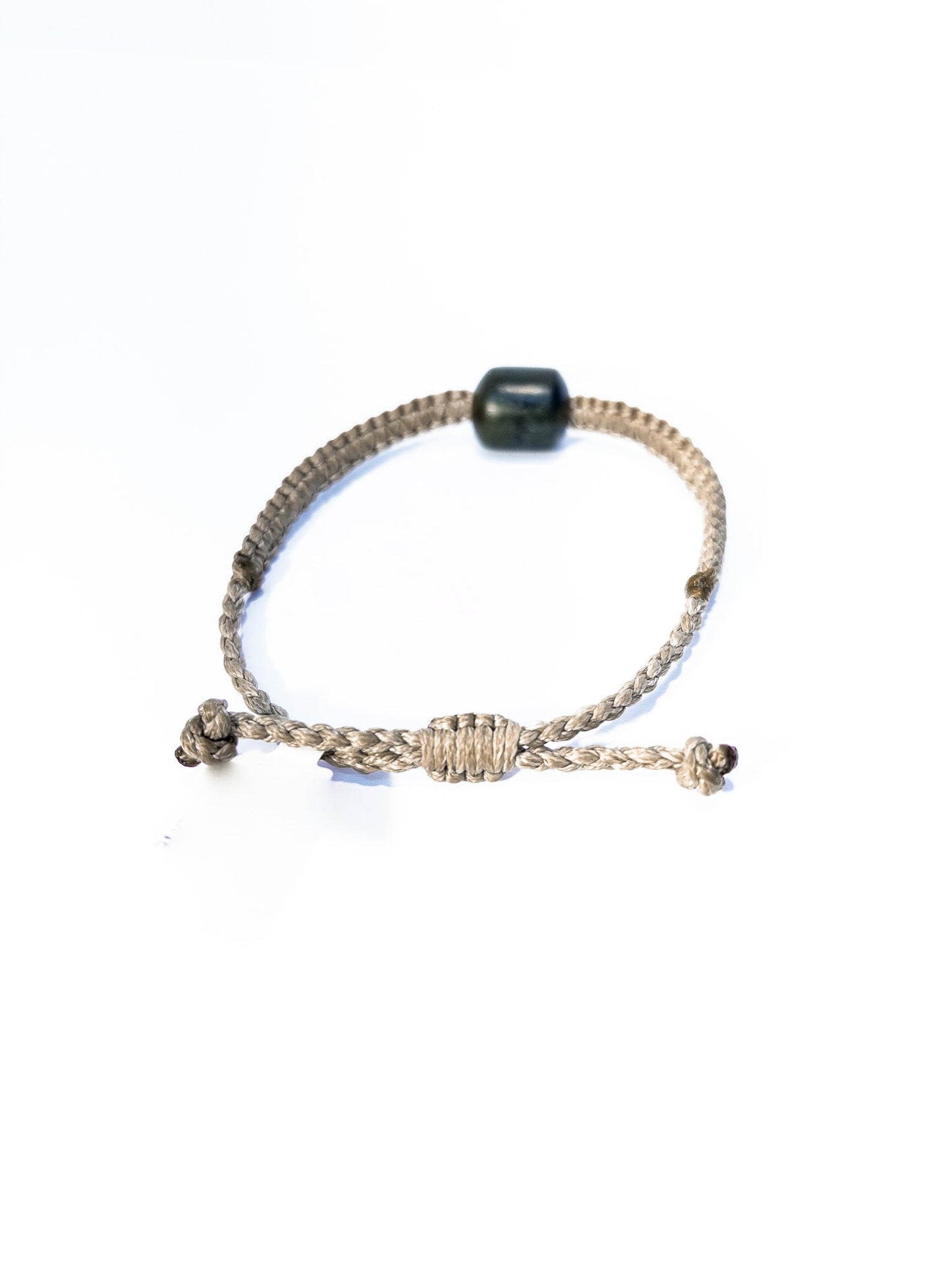 New Zealand Pounamu Greenstone Bracelet with brown cord(medium)