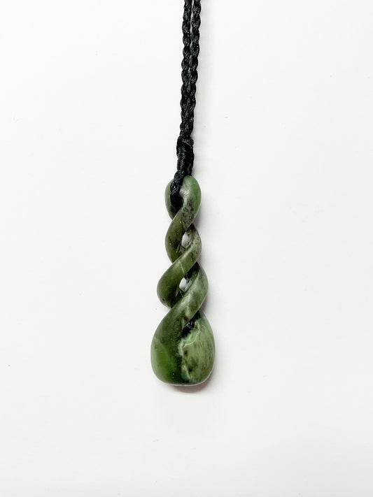 Four twist Pikorua Kawakawa Pounamu New Zealand Greenstone