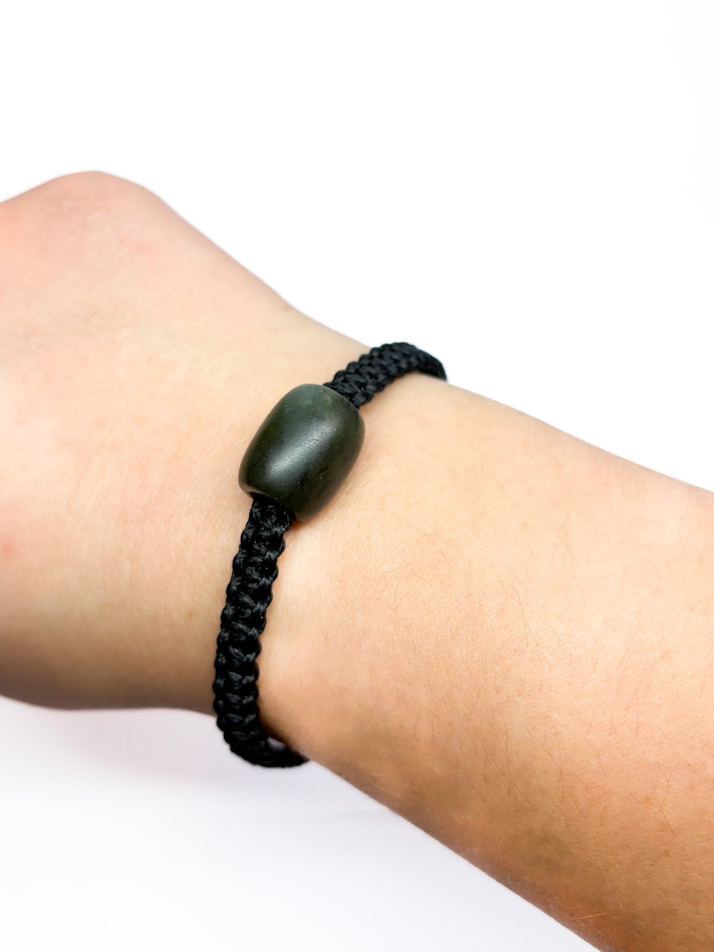 New Zealand Greenstone Kawakawa Bead Bracelet (Medium)