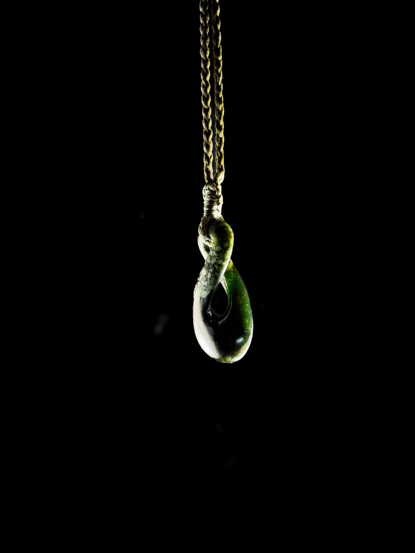 New Zealand Takaka Pounamu Pikorua (Small)