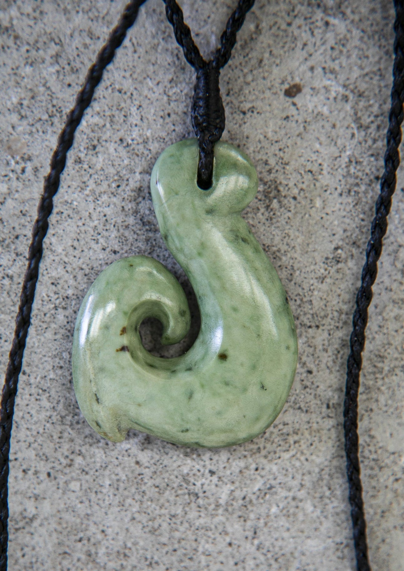 Hei Matau Pounamu Aotearoa Greenstone