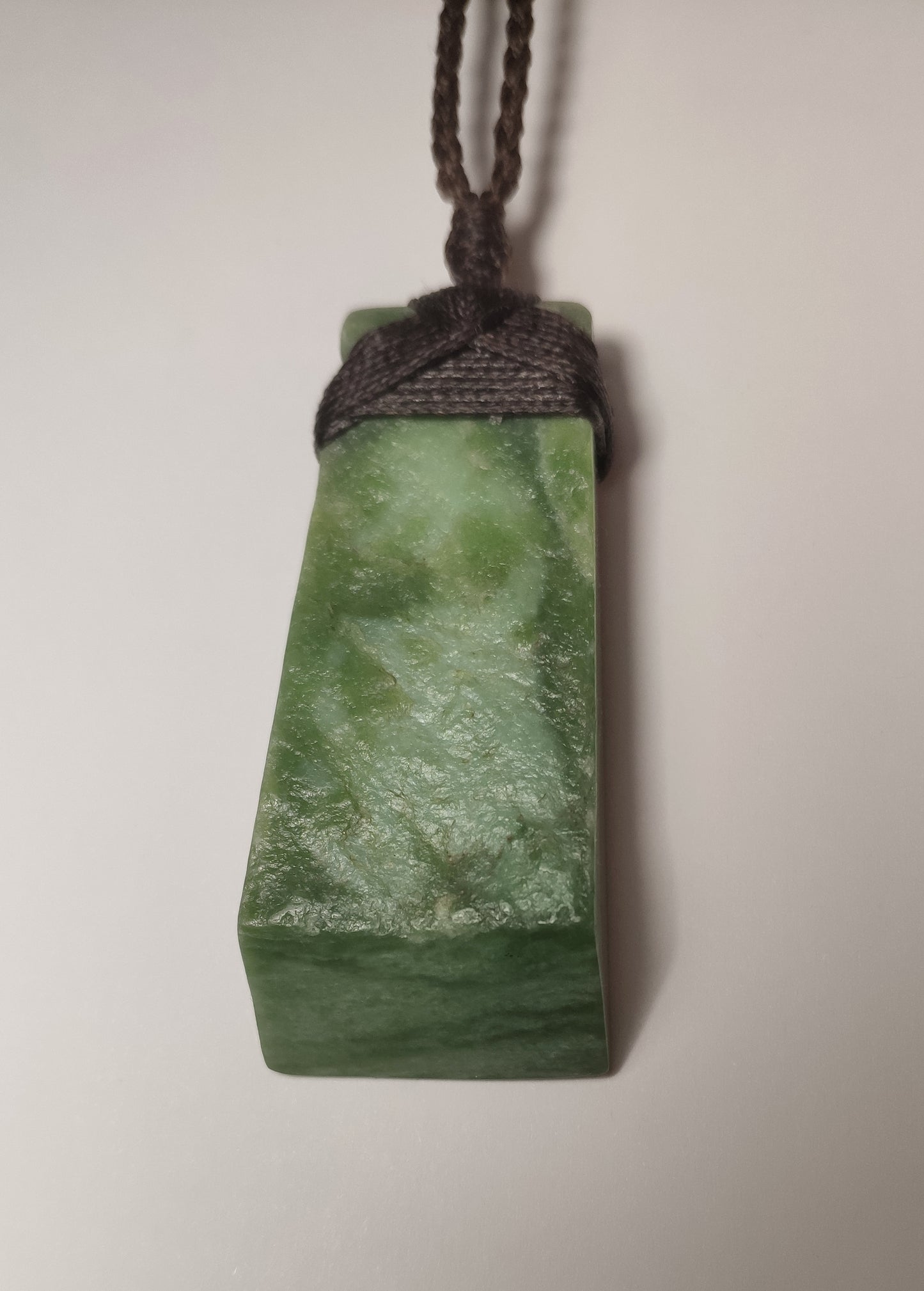 Hei Toki Pounamu New-Zealand Greenstone (Medium)