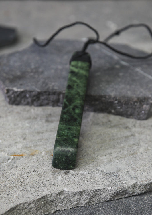 Hei Toki Pounamu Aotearoa Greenstone