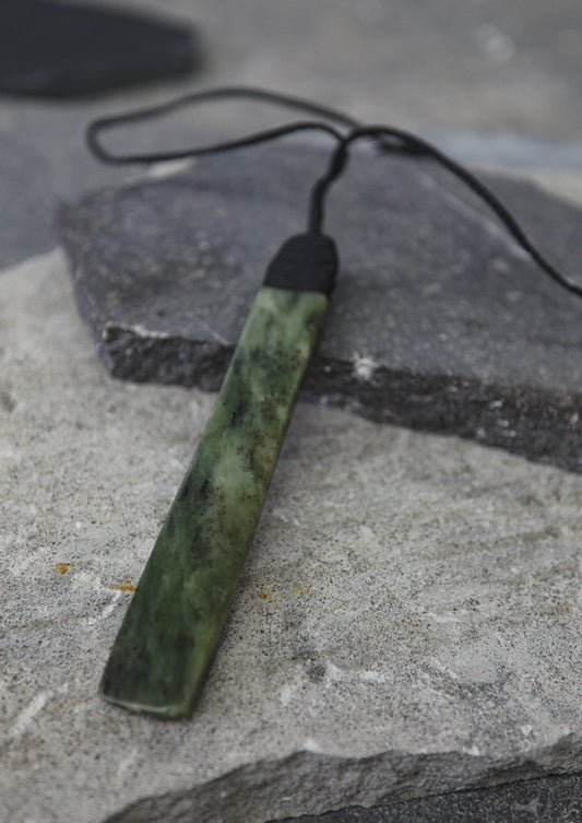 Hei toki Pounamu Aotearoa New Zealand Greenstone