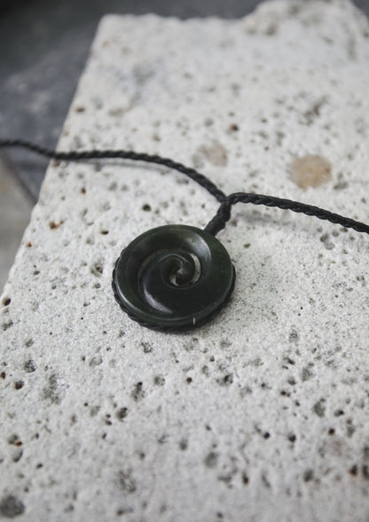 Hei Koru Pounamu Aotearoa New Zealand