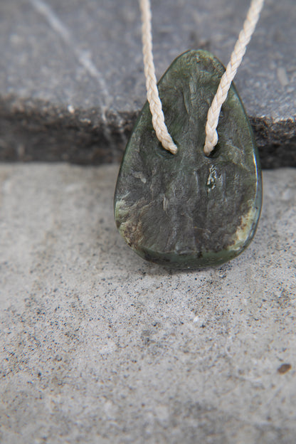 Roimata Pounamu New-Zealand Greenstone (Medium)