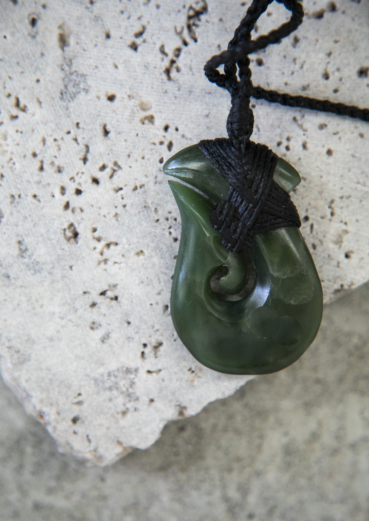 Hei Matau Pounamu Aotearoa Greenstone