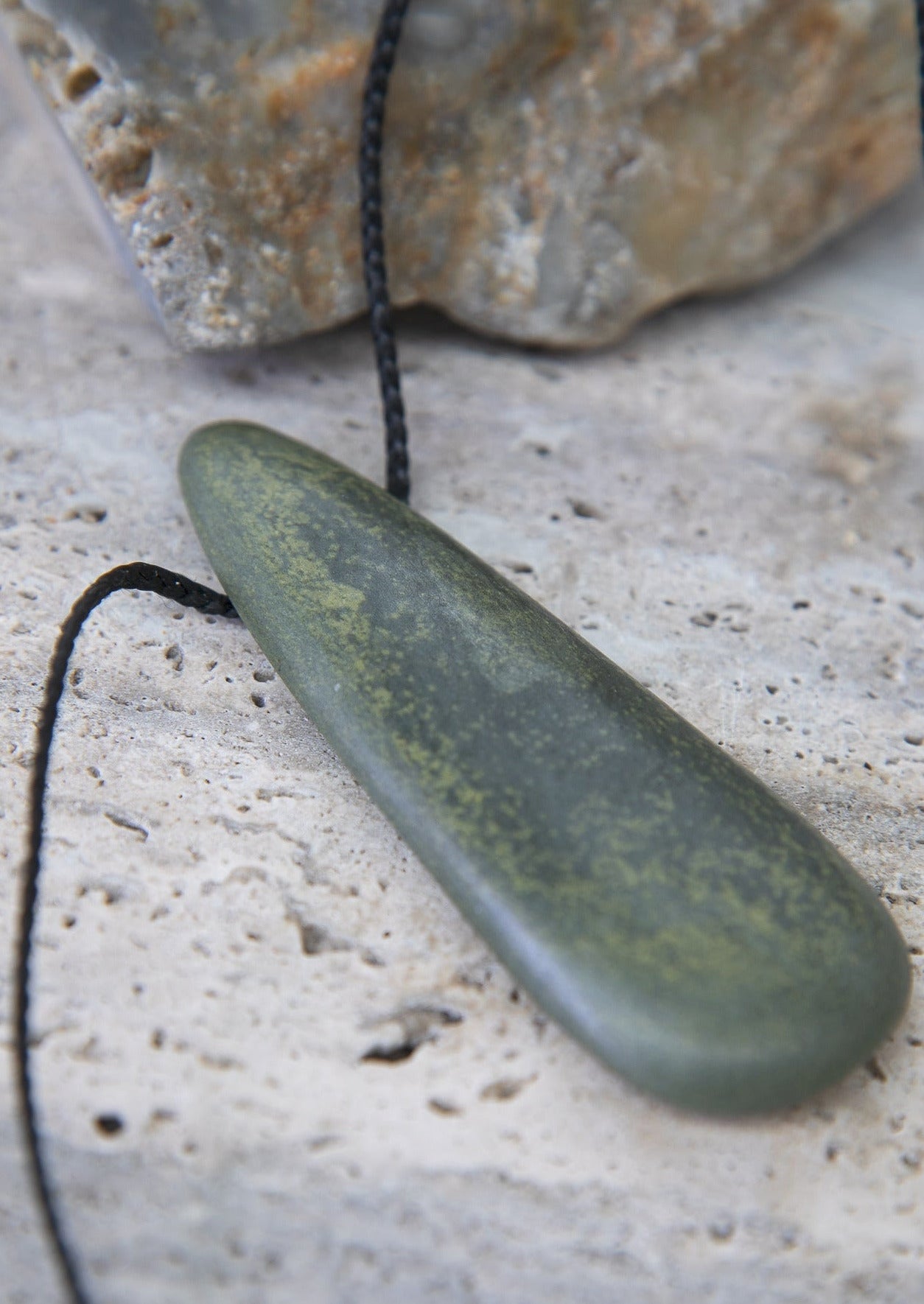 Hei Toki  Pounamu Aotearoa Riverstone