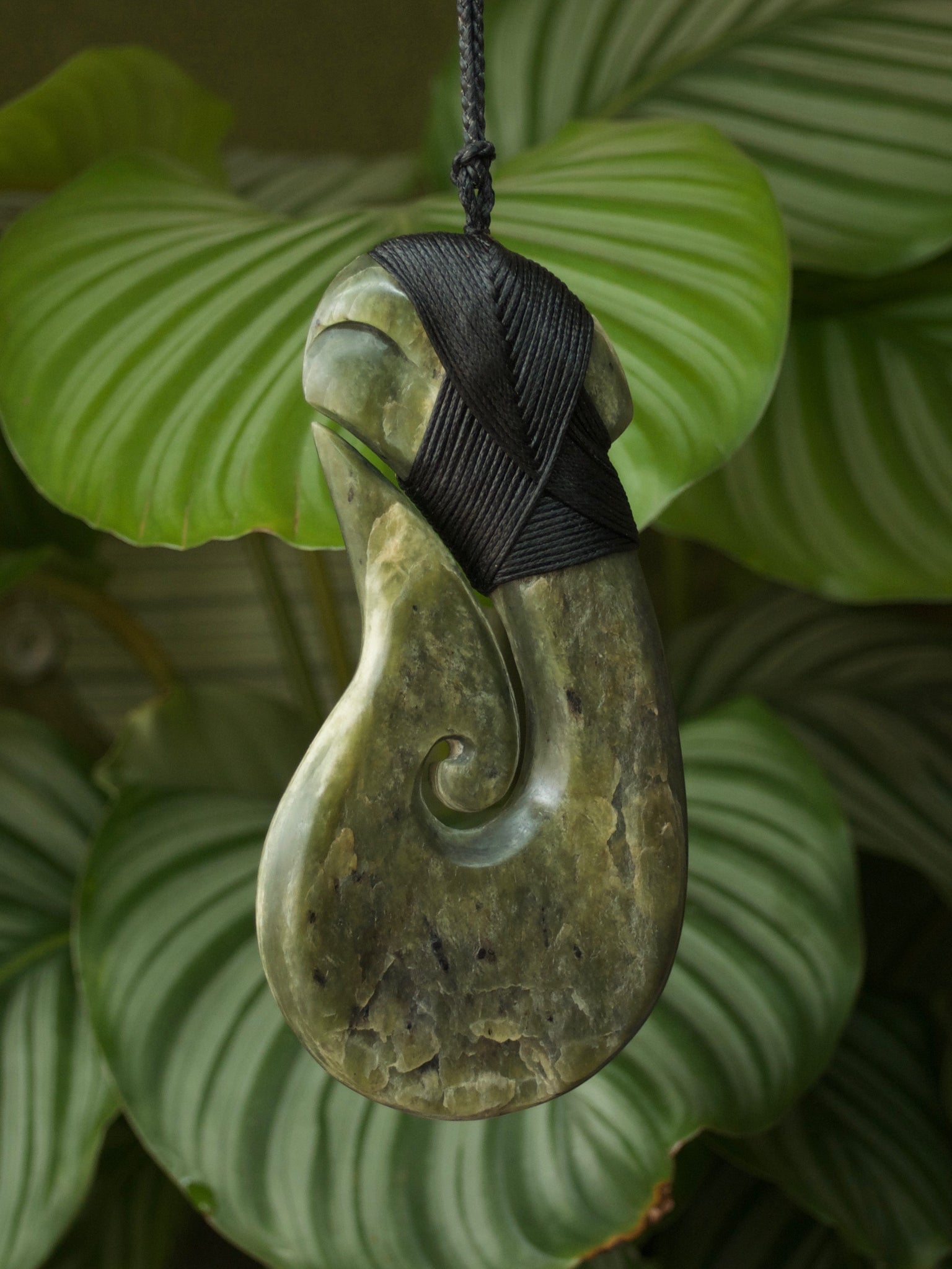 Sculptural Matau Raukaraka Pounamu New Zealand Greenstone